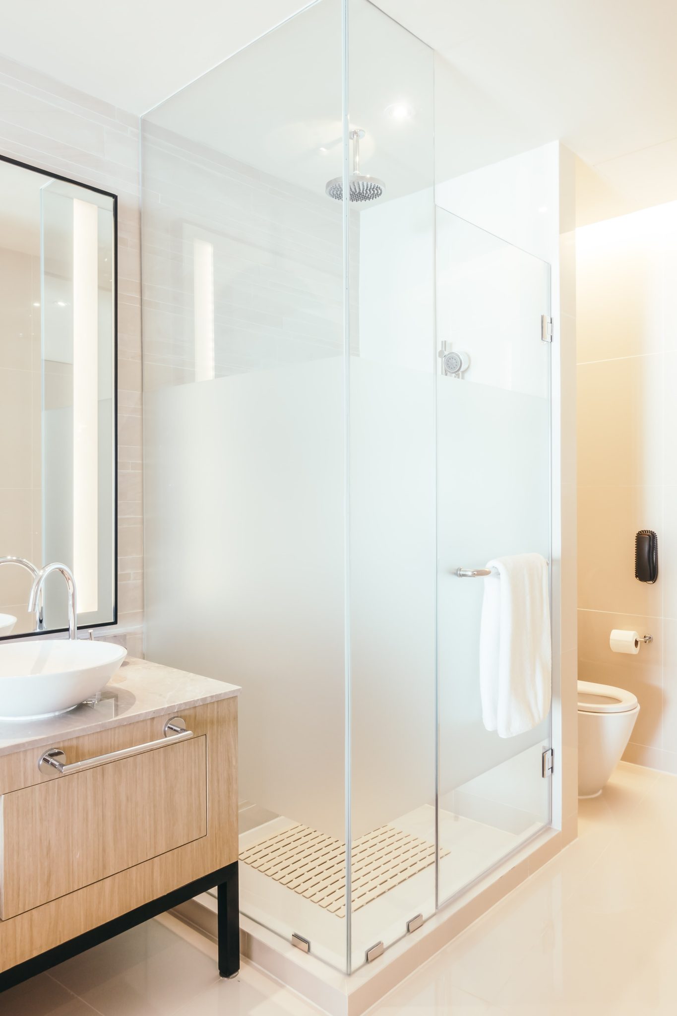 shower-box-min